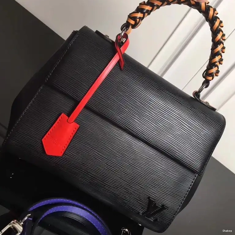 LV Bags 19B570371 0618